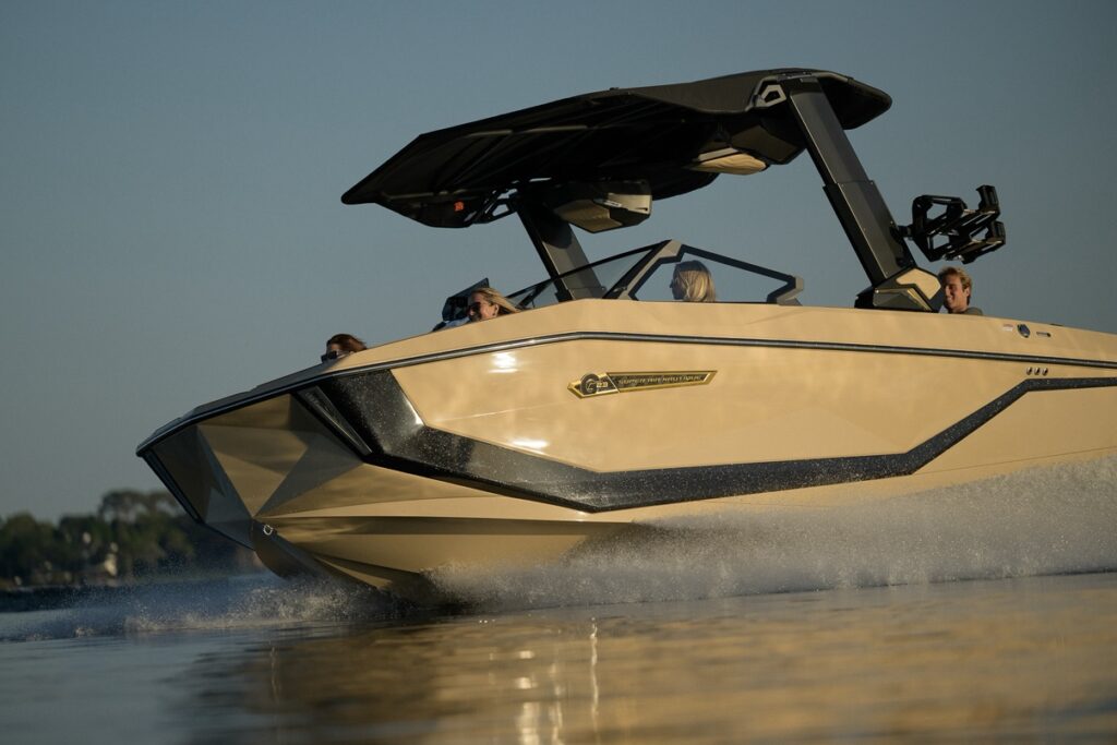 Nautique　G23